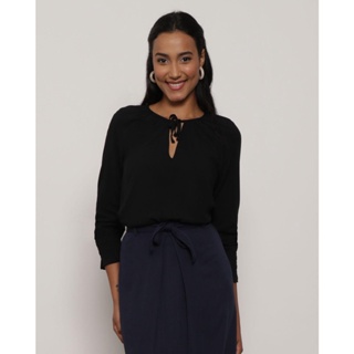 Blusa Feminina Decote Vazado Viscose Preta