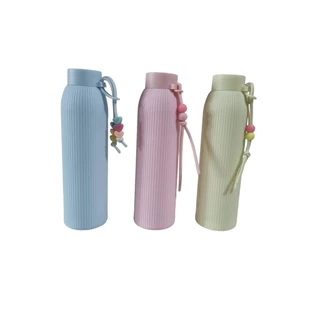 Garrafa de Vidro Resistente Revestida com Plástico 400ml - 4 Cores