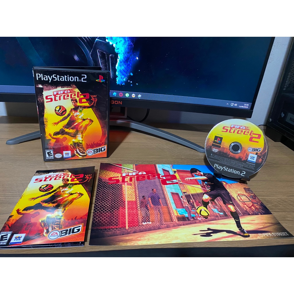 Fifa Street 2 com Pôster/Manual para PS2