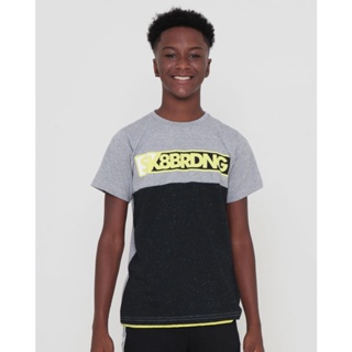 Camiseta Juvenil Recorte Botonê Estampa Skate Cinza Claro