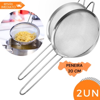 Peneira em Aço Inox com Tela Fina Coador Polvilhar 14 x 29 cm