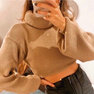 Cropped Feminino de Tricô Manga Longa Gola Boba