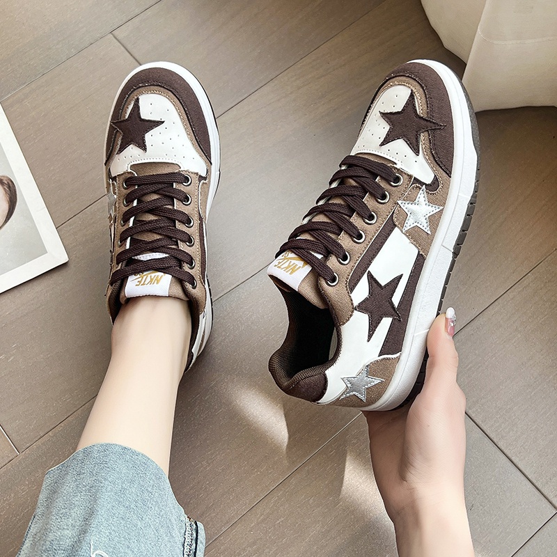 Large size sales casual shoes