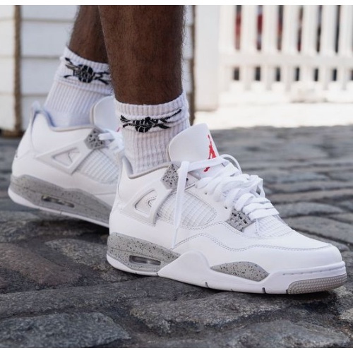 Tênis AJ 4 Retro Casual " White Thunder "