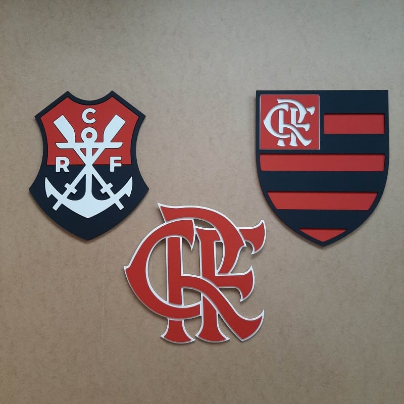 Trio de escudos CRF