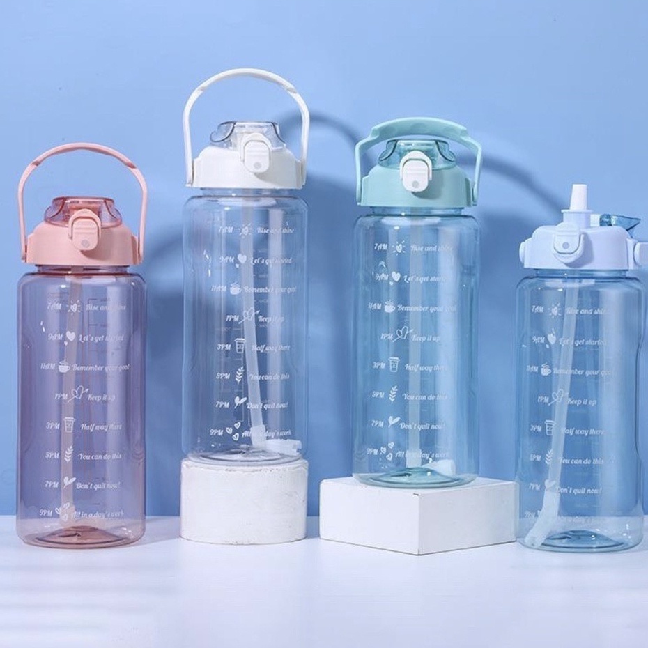 Garrafa De Água Em Grande transparente ou Colorida 800 ml ou 2 litros com adesivo