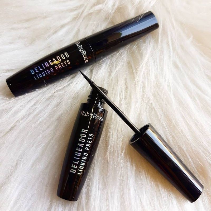 Delineador Líquido Preto Ruby Rose HB-8406