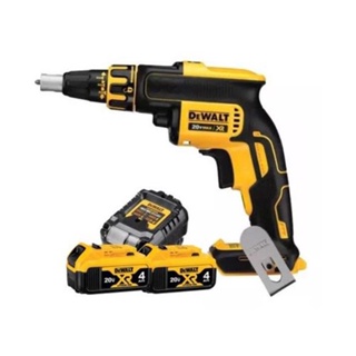 PARAFUSADEIRA DCF620B DEWALT + 2 BATERIAS DE 4AH + CARREGADOR DCB1102