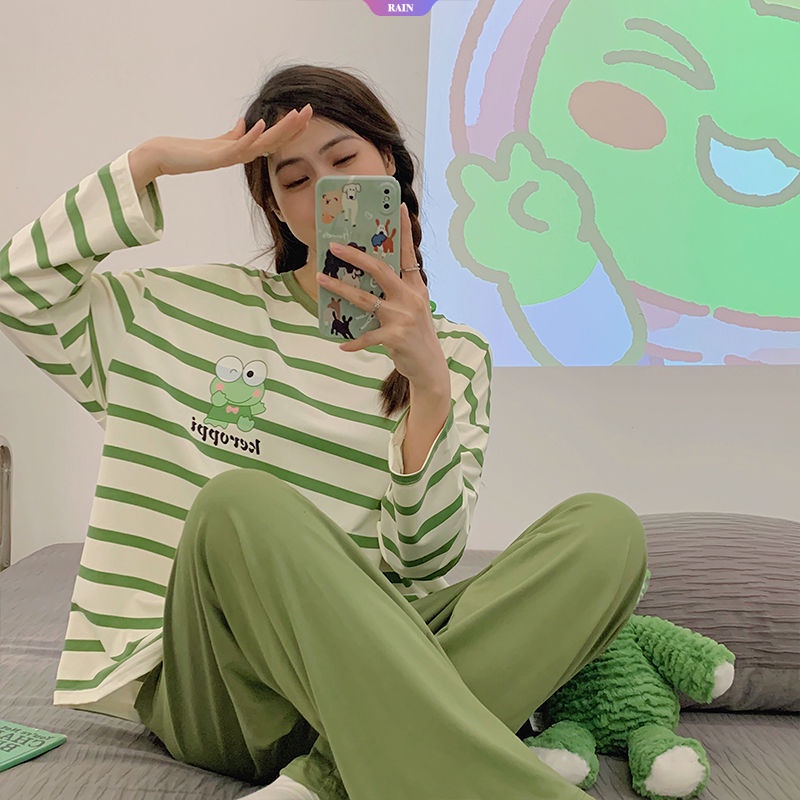 Design PNG E SVG De Personagem De Anime Fofo Em Um Pijama Macacão