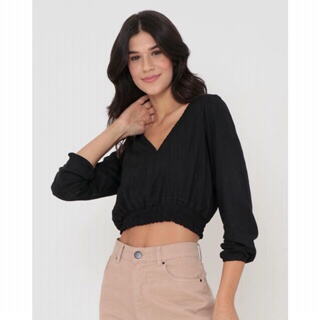Blusa Cropped Viscose Gola V Preto
