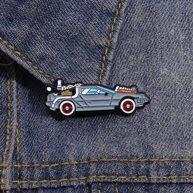 Cartoon Caça-Fantasmas Brochura De Esmalte DeLorean Roadster De Volta Para O Futuro Tempo Máquina De Viagem Mochila Crachá Acessórios De Roupas Jóias De Presente Amigos