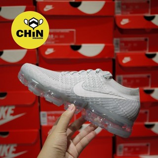 Vapormax best sale white christmas