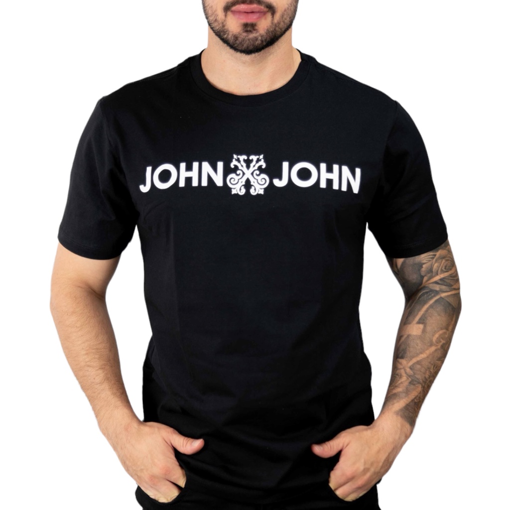 Camiseta John John Trademark Brasão Black - Preta