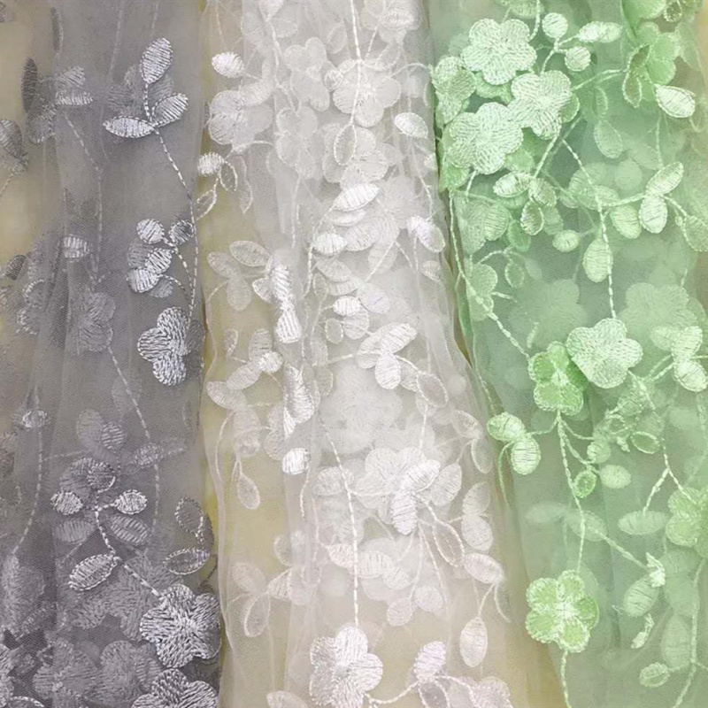 Tecido de malha bordado em renda de tecido pequeno Floral
