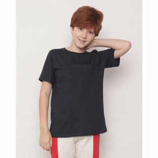 Camiseta Juvenil Manga Curta Estampa Alto Relevo Preta