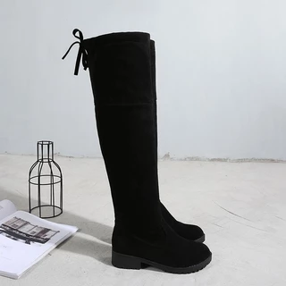 2022 preto feminino novo versátil, botas de cano alto sexy sobre os joelhos, fundo plano, botas de veludo, ondas de outono e inverno