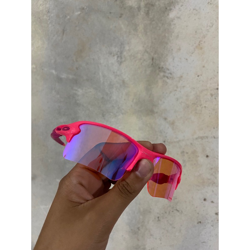 Óculos de sol oakley flak lente rosa jacket prizm barbie doblex top lupa  oakley mandrake - R$ 299.90, cor Branco (com proteção UV, polarizado)  #124601, compre agora