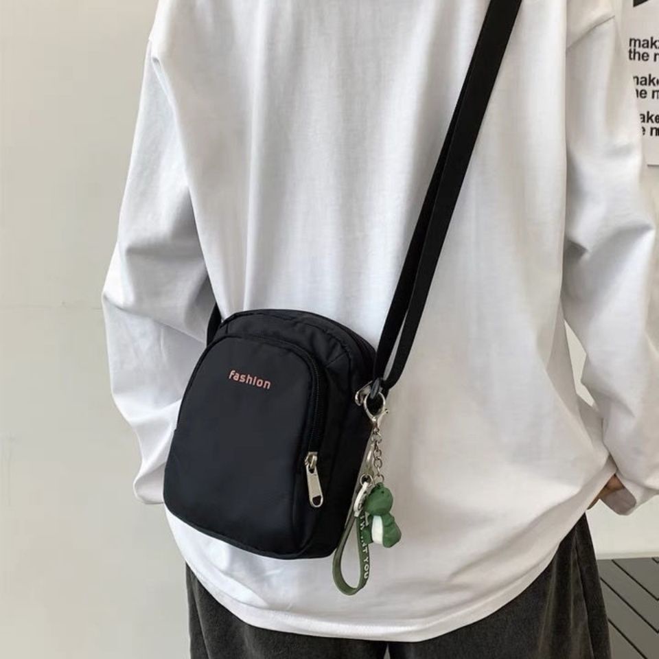 Nike supreme best sale shoulder bag