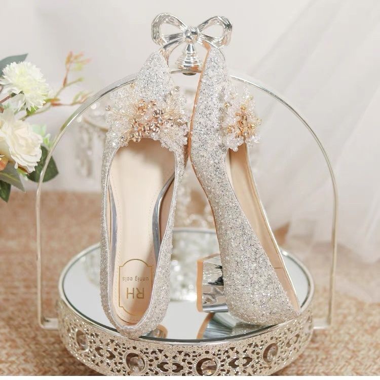 Sapato anabela best sale para casamento