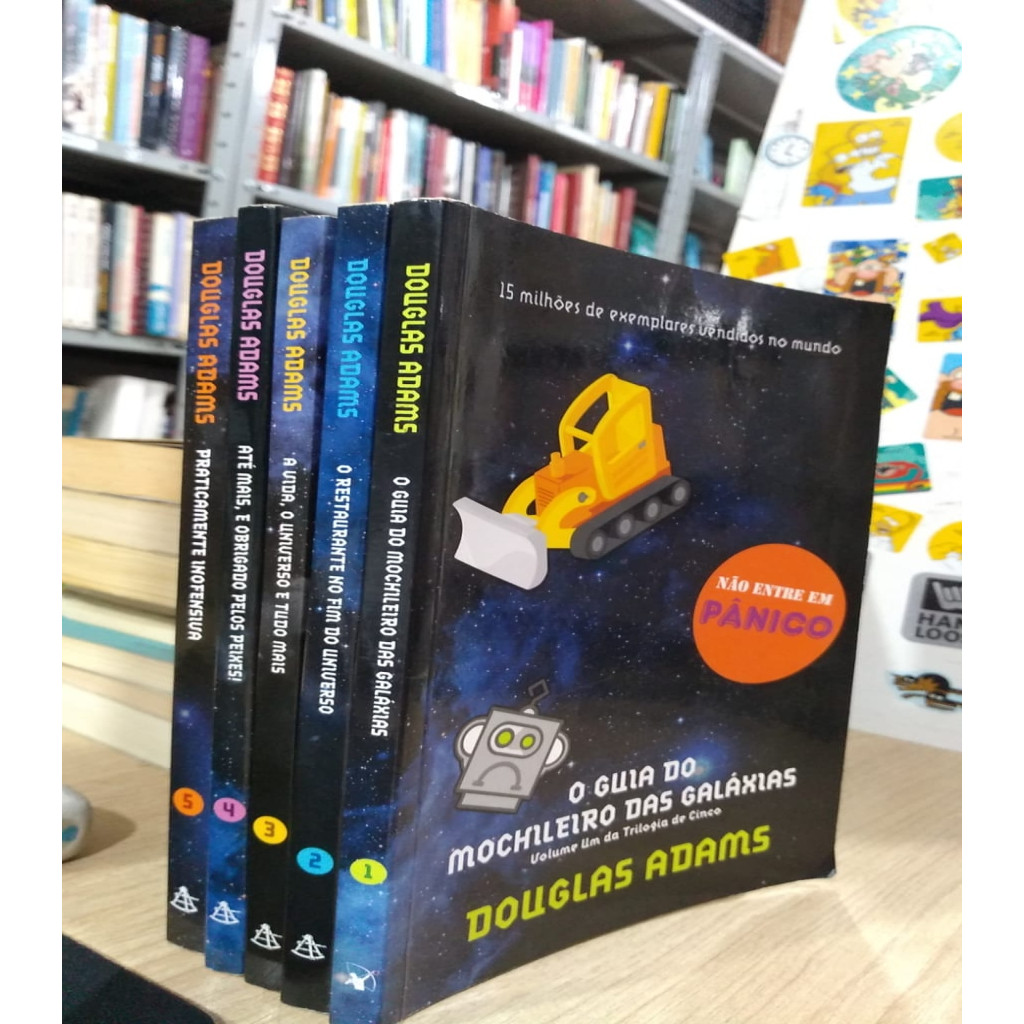 O Guia do Mochileiro das Galáxias 5 volumes (Completo) autor Douglas Adams