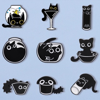 Compra online de Pinos de esmalte de gato preto e branco abraçando gatos  bonitos gatos de desenho animado brooches lapel lapel joias para amigos