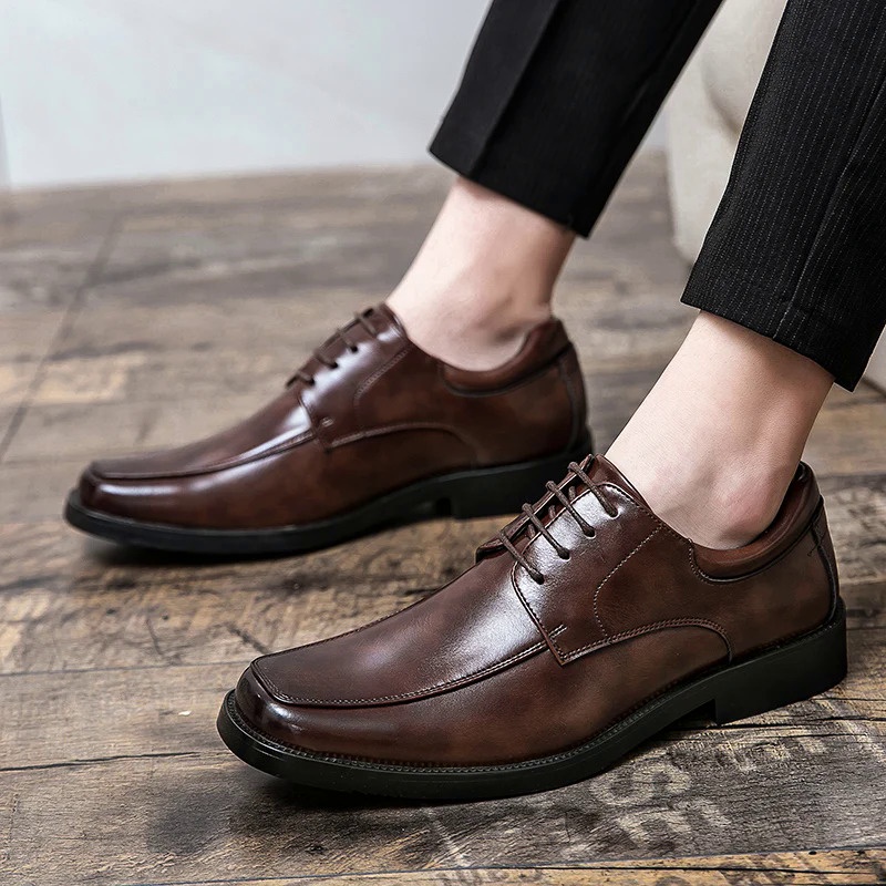 Oxford de couro bordô masculino, sapato de casamento casual, terno masculino, vestido de negócios, sapatos de igreja, menino de luxo, vinho tinto, novo, 2023