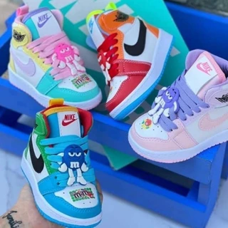 Tênis Botinha Infantil Bebê Menino Menina Cano Alto Bota Personagens/Desenho cores lindas oferta