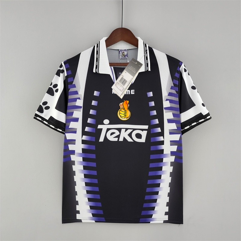 Retro Real Madrid 97-98 pela terceira vez com uma camisa de futebol retrô # Redondo # Raul