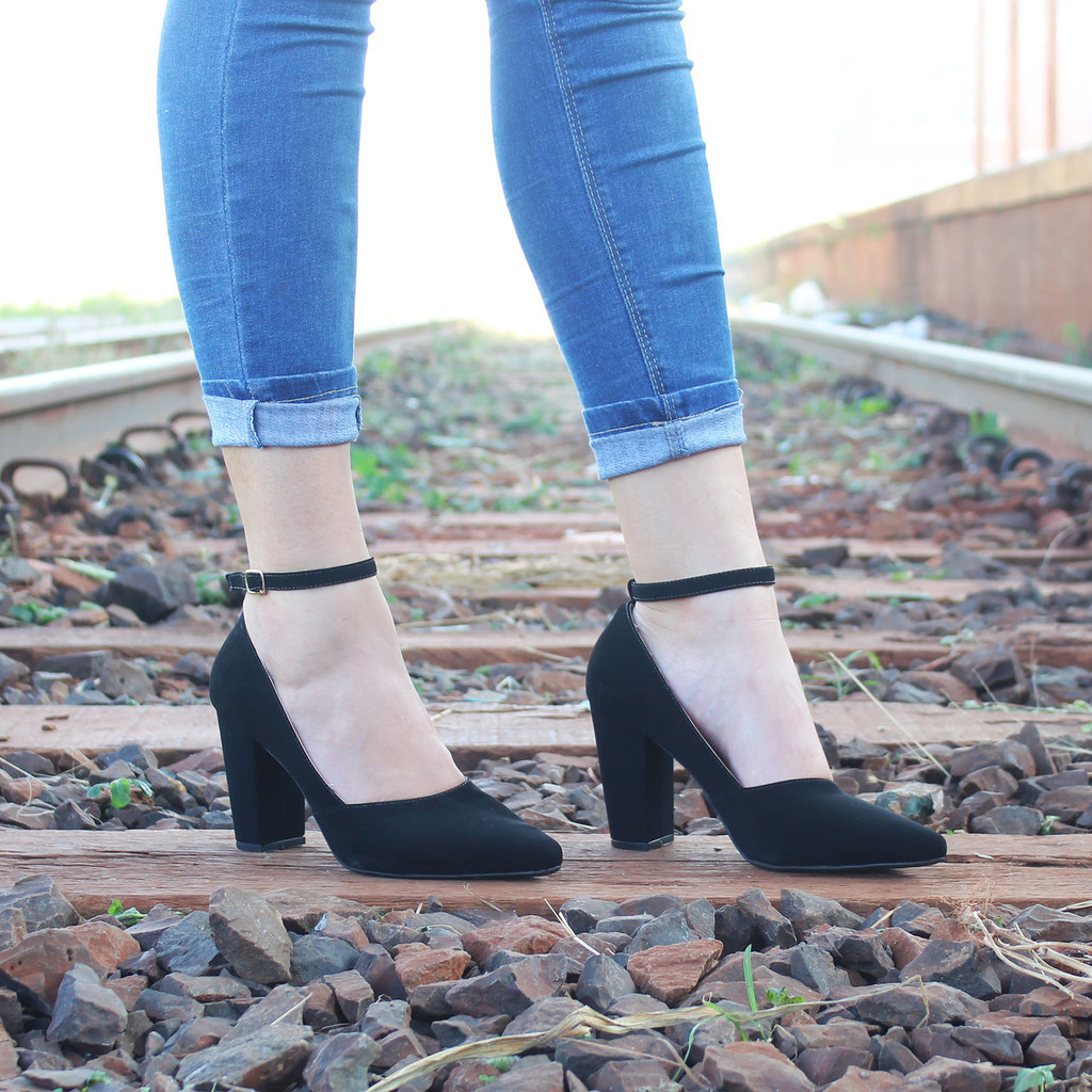 Scarpin Dravanna Salto Alto Bloco Onda Preto