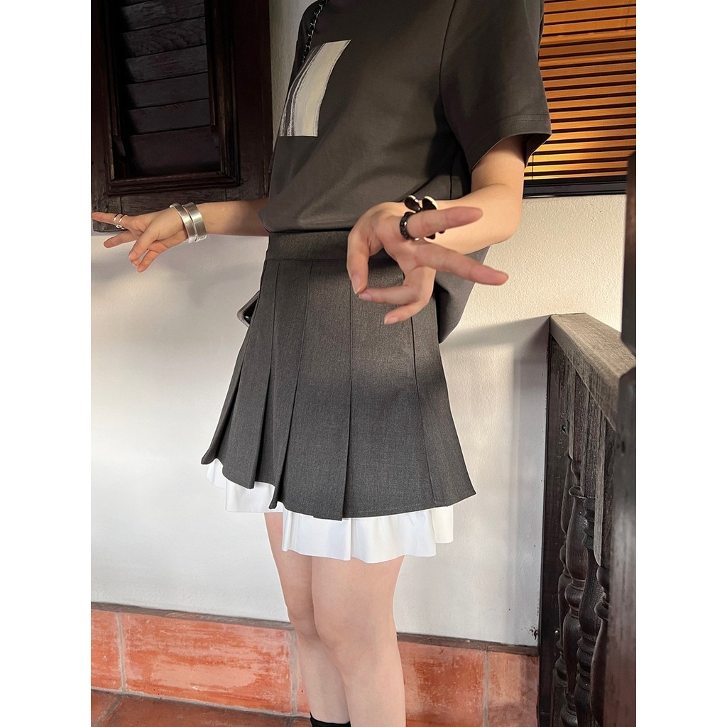 One Shoulder Top & Split Hem Skirt  Roupas de tênis, Moda no tênis, Roupas  de academia feminina