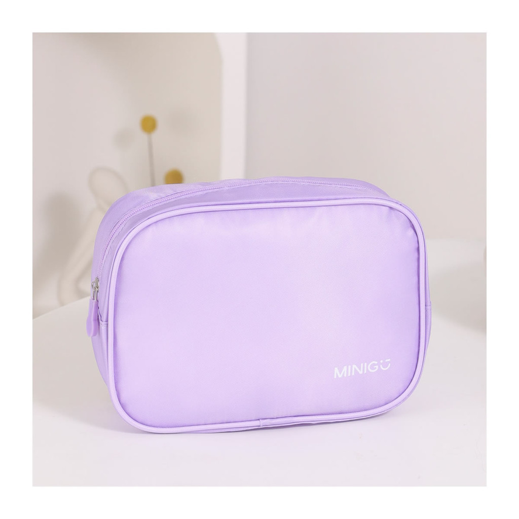 NECESSAIRE MINIMALISTA PARA COSMÉTICOS ROXO TAMANHO 19X13X6 CM.
