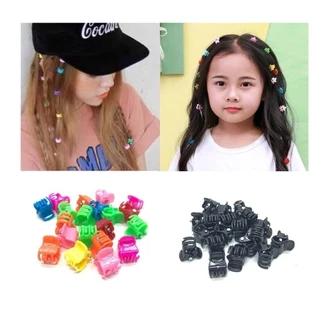 Cartela com 72 Mini Piranha Presilha Grampo de Cabelo Infantil Fofo Feminino Colorido CORE ALEATORIOMENTE NAO PARA ESCOLHER,