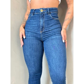Calça jeans com lycra feminina skinny lavagem escura básica - pop modas jenas