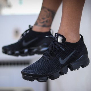 Nike best sale vapormax joggers