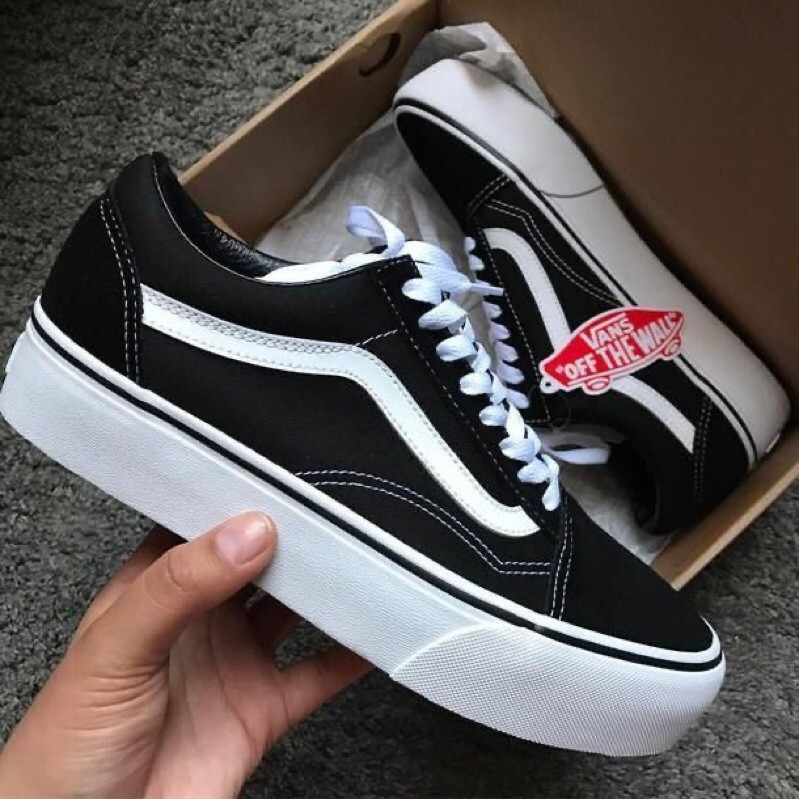 Tênis Vans Skatista Tradicional Casual Preto com Branco Unissex Old Skool
