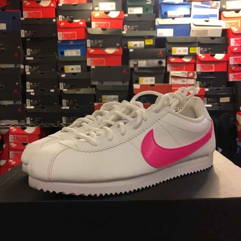 Nike store cortez fuchsia