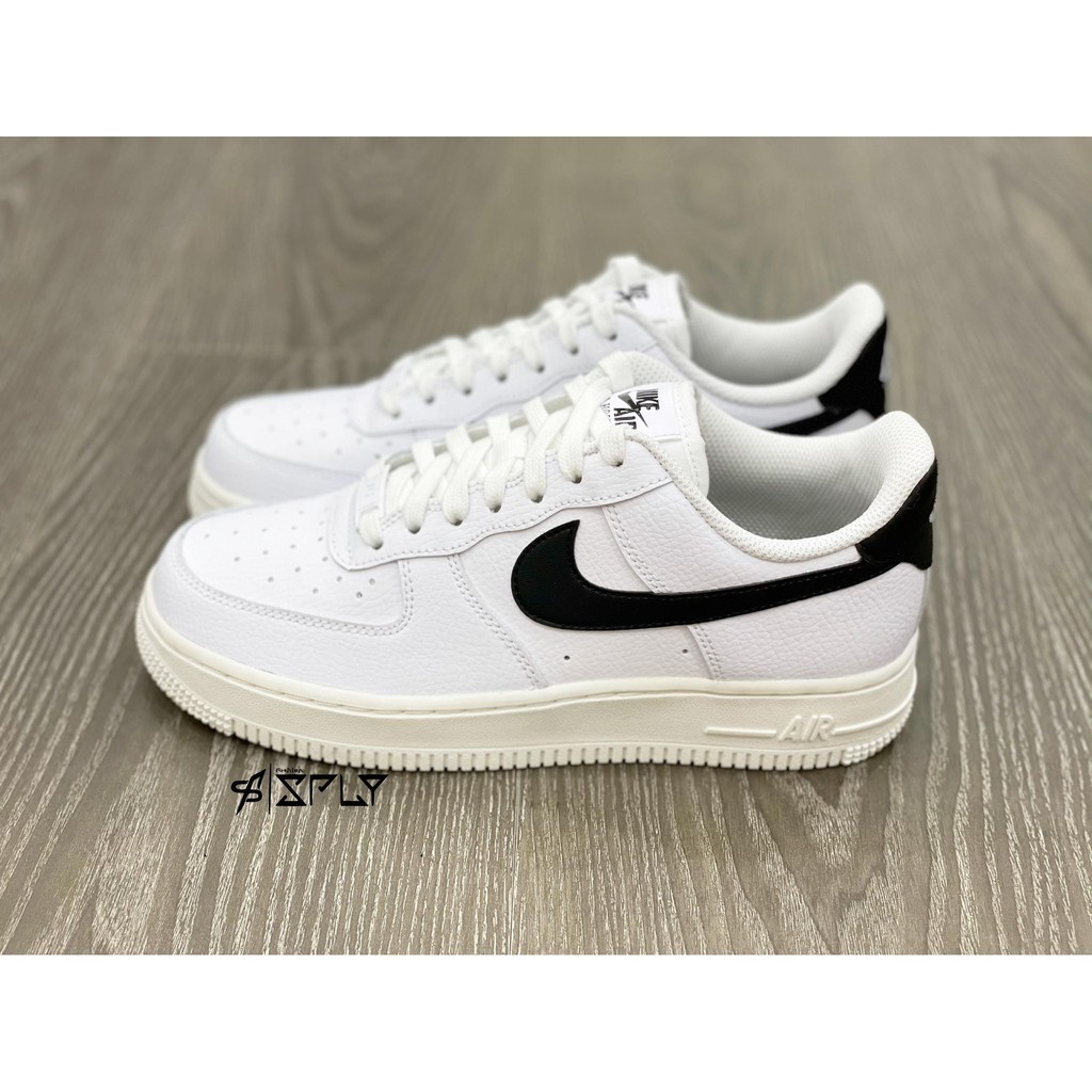 Tênis Nike Air Force 1 '07 branco preto CT2302-100 masculino tamanho 8 