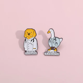 Confie Em Mim Eu Sou Um Cachorrinho Pin Broche Esmaltado Médico Dos Animais Engraçado De Lapela Crachás Joias De Desenho Animado Para Amigos Crianças