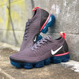 Vapormax best sale blue sole