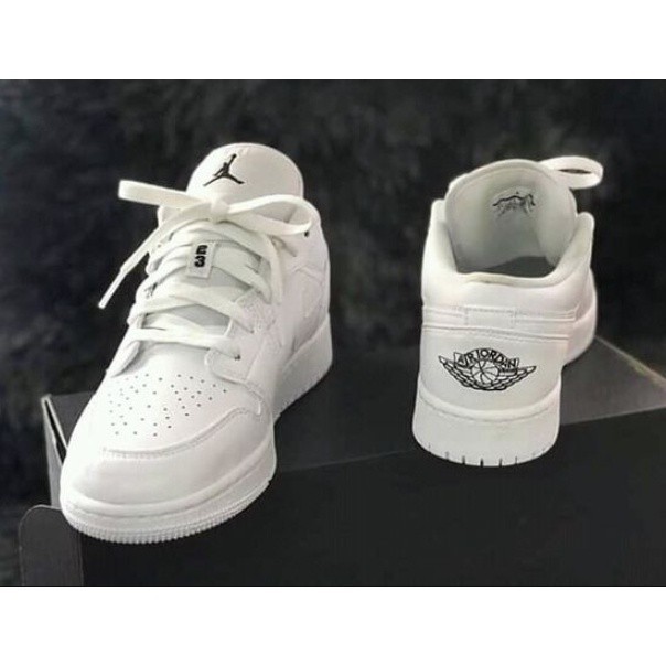 TÊNIS NIKE AIR JORDAN 1 DUNK LOW CANO BAIXO TODO BRANCO FEMININO E MASCULINO CONFIRA