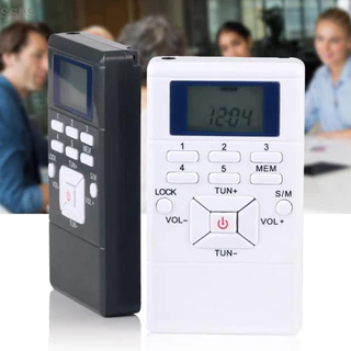 [SSPS] Rádio Digital Portátil FM AM Mini Pocket Walkman Receptor Estéreo C/Fones De Ouvido FAH
