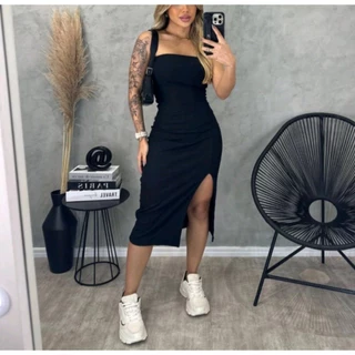Vestido Tomara que Caia Canelado Midi com Fenda - Elegância e Ousadia