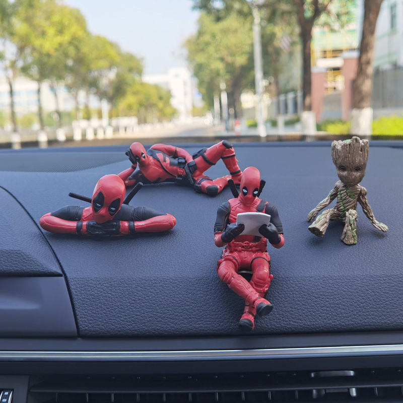 Deadpool árvore personalidade Groot carro boneca figura modelo criativo Console central acessórios interiores decorações