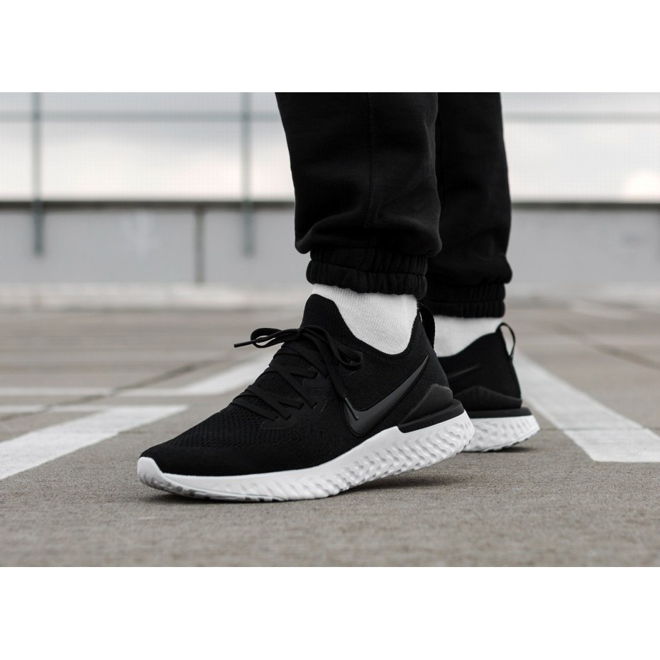 Nike epic react full hot sale black