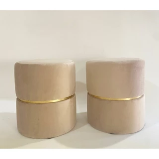 Kit 2 Pufes Com Detalhe Dourado - Decoração - Bege Veludo