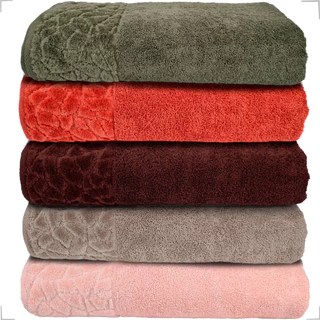 Toalha de Banho Döhler Grande Grossa 100% Algodão Aveludada 70cm x 140cm 500g