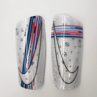 Equipamento Esportivo de Futebol Equipamento Esportivo Equipamento Protetor de Equipamento Protetor de Equipamento Protetor de Leggings Board Double-Layer Honeycomb Soft Sole Ultra-Light Shock-Absorbing Board Quadro Protetor de Floco de Neve Jovem