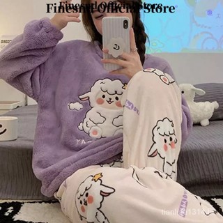 Pin de Elkin em pijama  Roupas pijamas, Pijama de frio feminino