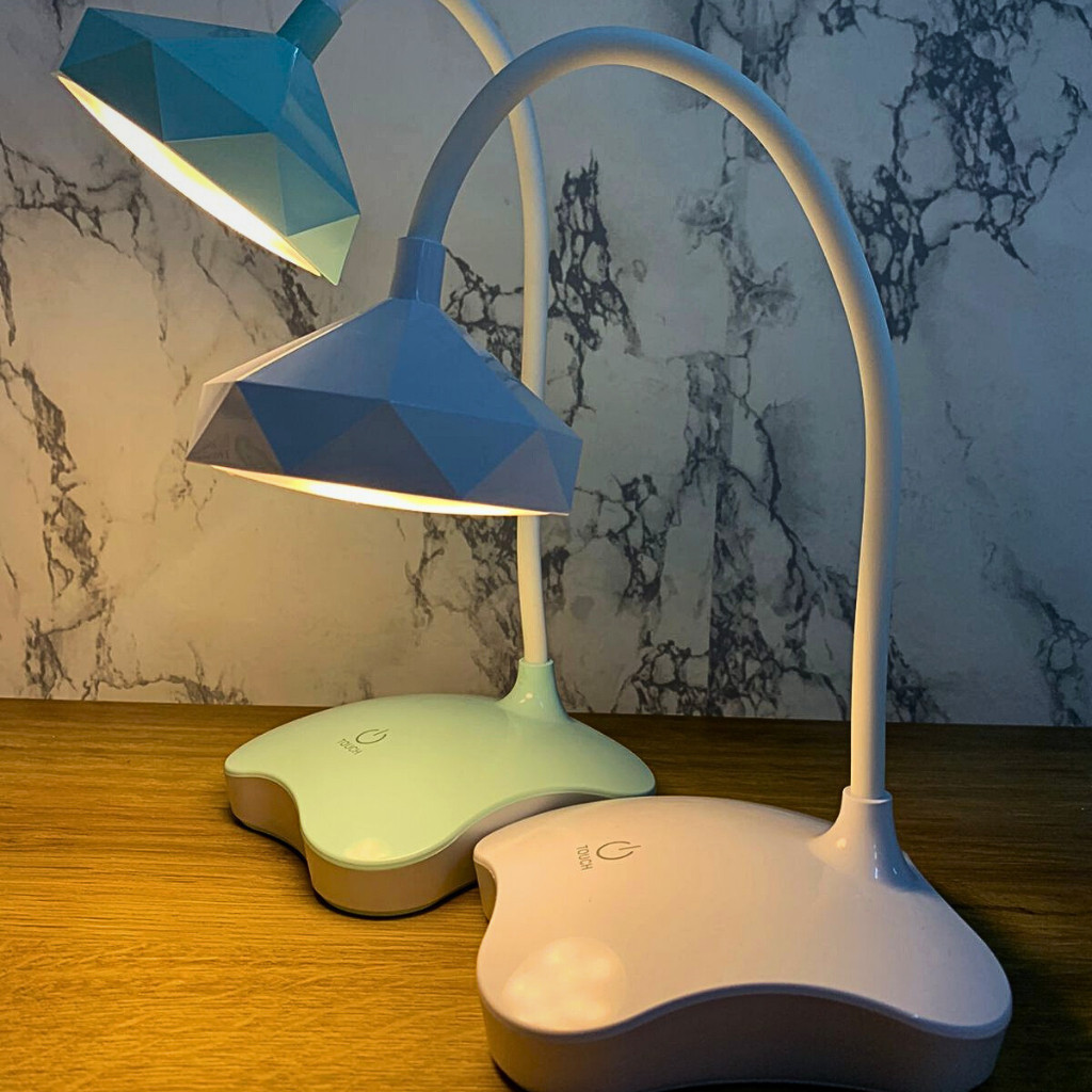 Luminária de Mesa Touch Screen Recarregável / Com Luz de Led Branco Frio e Quente