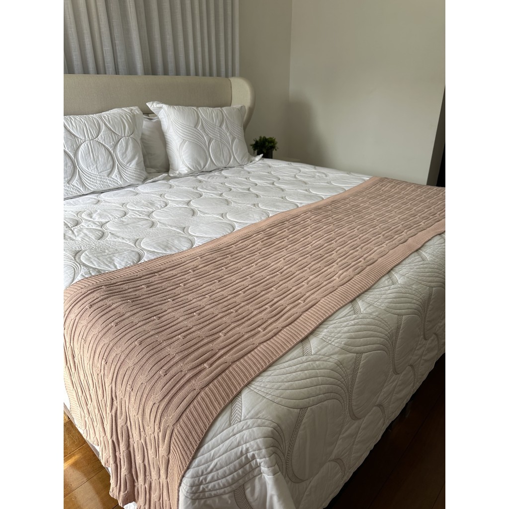 Peseira Manta Trico Cama Solteiro 160x60cm Trançada